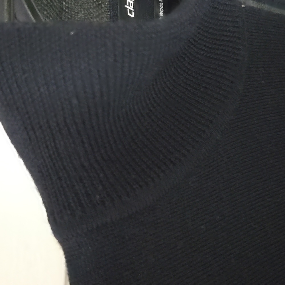 Claiborne Blue Sweater - Picture 4 of 13
